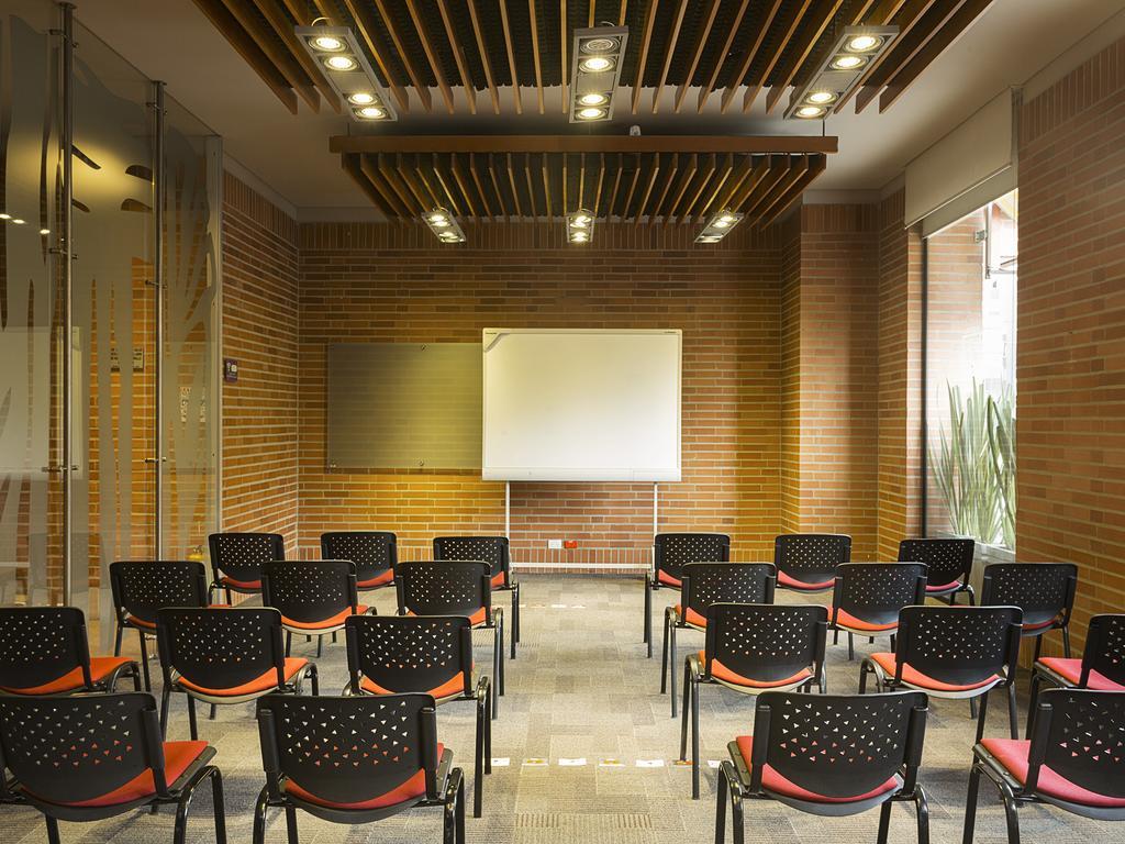 Mercure Bogota Bh Zona Financiera エクステリア 写真